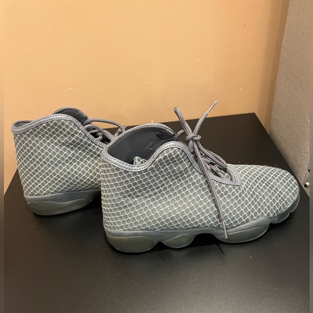 JORDAN HORIZON HIGH SNEAKERS